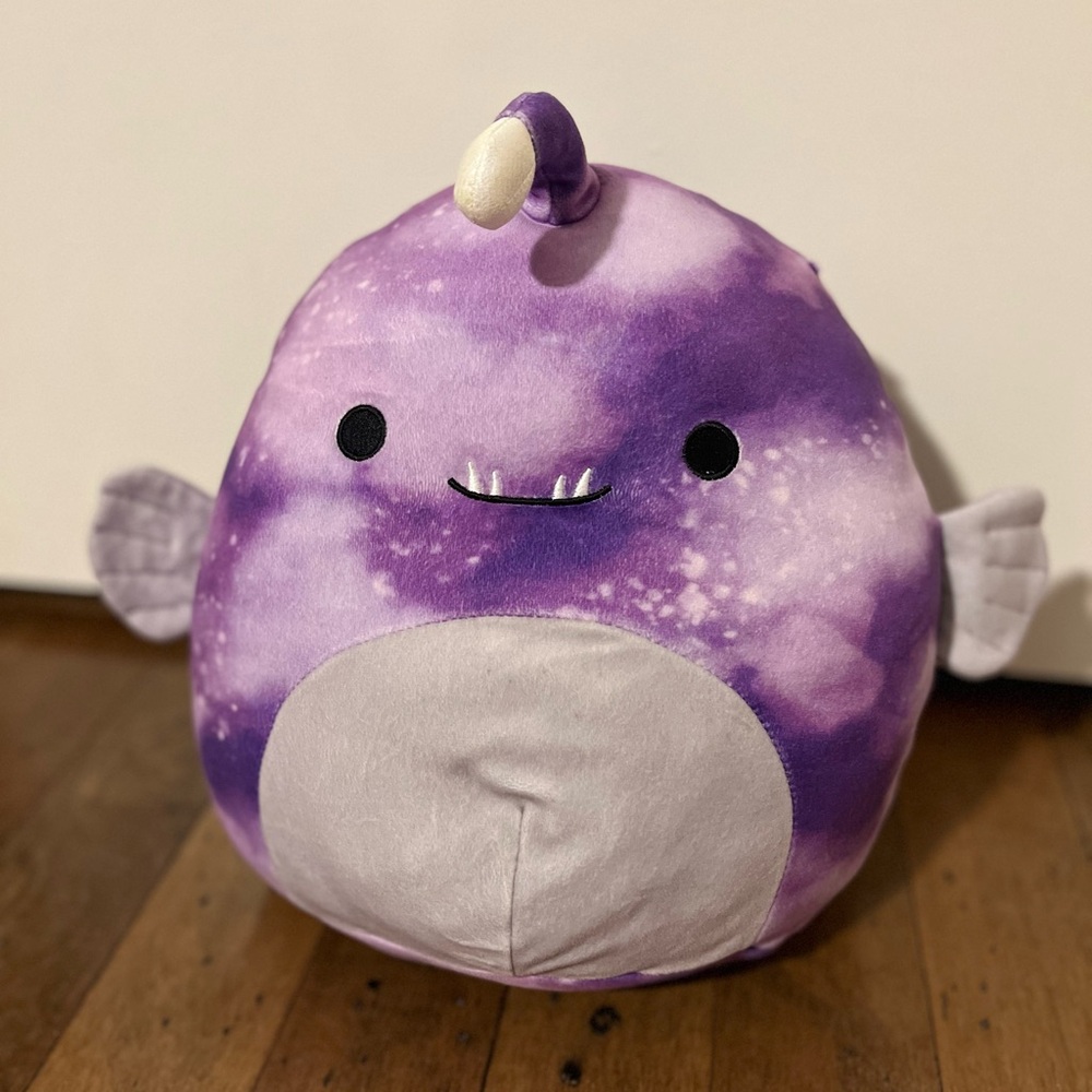 Squishmallow Easton the Anglerfish